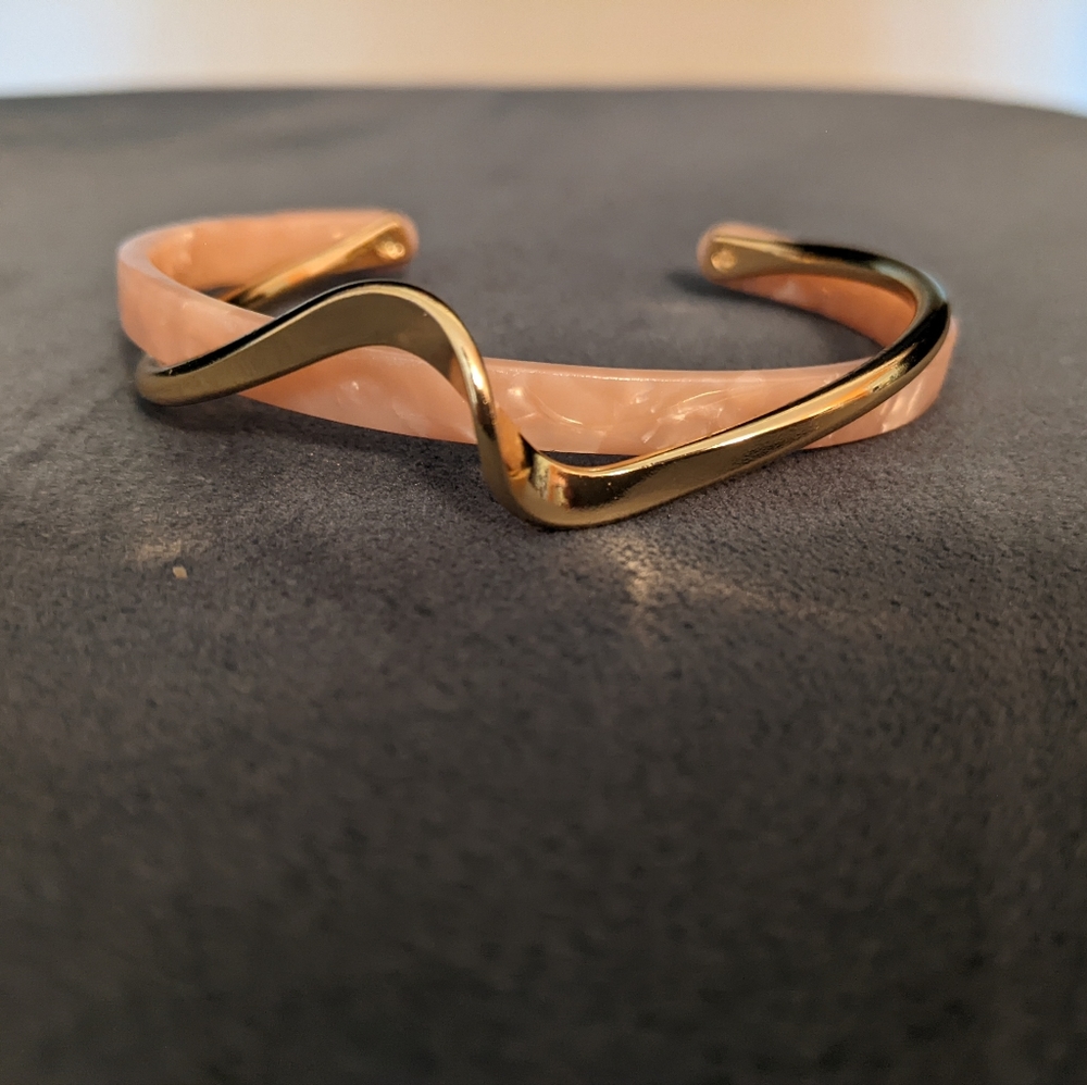 Architectural adjustable bangle - Picture 4 of 4